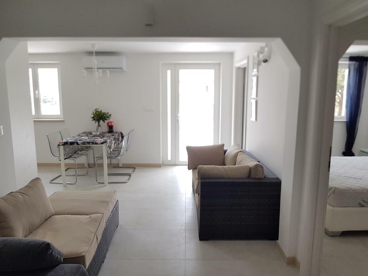 Apartament Fig Tree Povlja  Zewnętrze zdjęcie